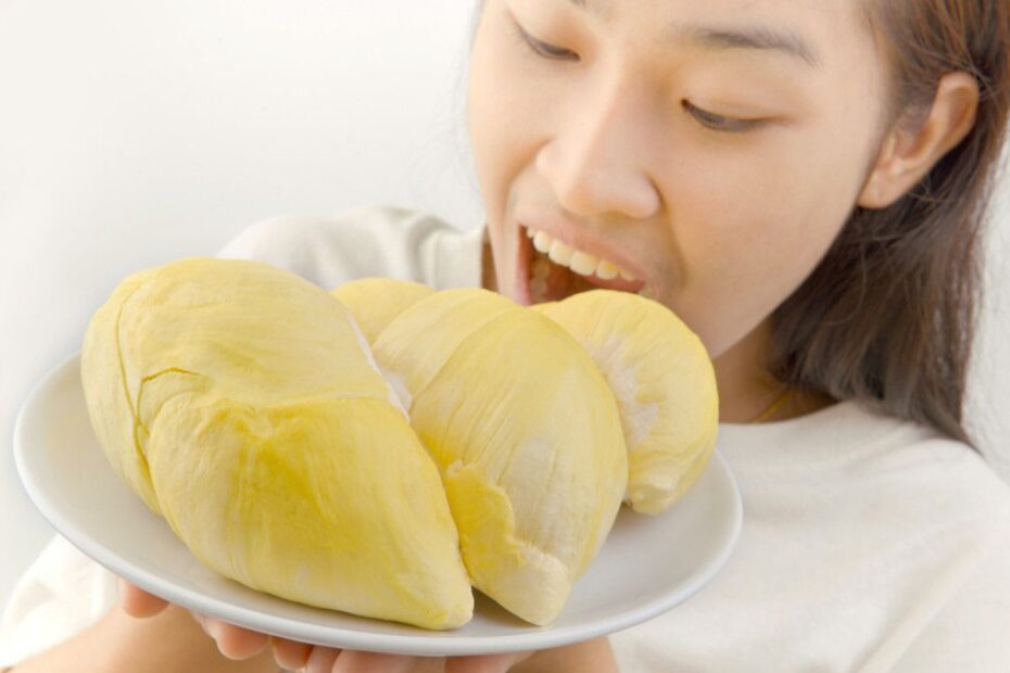 Kapan Harus Stop? Ketahui Berapa Biji Durian yang Boleh Dimakan dengan Aman